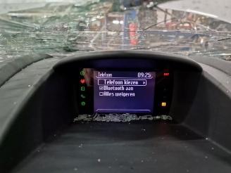 Ford Fiesta Fiesta 6 (JA8), Hatchback, 2008 / 2018 1.6 16V Ti picture 8