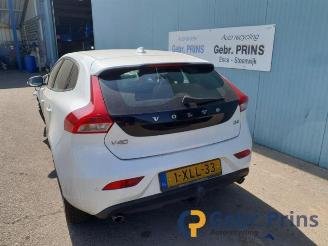Dezmembrări autoturisme Volvo V-40 V40 (MV), Hatchback 5-drs, 2012 / 2019 2.0 D4 16V 2014/9
