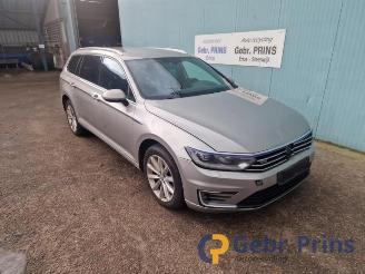 krockskadad bil auto Volkswagen Passat Passat Variant (3G5), Combi, 2014 / 2024 1.4 GTE 16V 2015/12