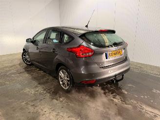 Vrakbiler auto Ford Focus 1.0 Ti-VCT EcoBoost 12V 100 Hatchback  Benzine 998cc 74kW (101pk) FWD 2015/8
