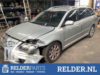 Vrakbiler auto Toyota Avensis Avensis Wagon (T25/B1E), Combi, 2003 / 2008 1.8 16V VVT-i 2007/6