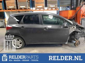 Toyota Verso S Verso S, MPV, 2010 / 2016 1.33 16V Dual VVT-I picture 6
