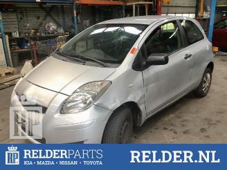 Toyota Yaris Yaris II (P9), Hatchback, 2005 / 2014 1.0 12V VVT-i picture 1