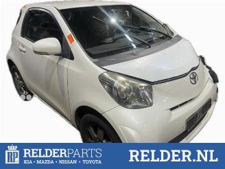 Toyota iQ iQ, Hatchback 3-drs, 2009 / 2015 1.0 12V VVT-i picture 2