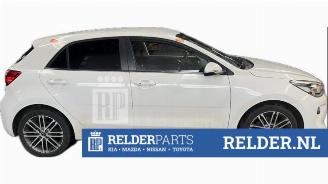 Kia Rio Rio IV (YB), Hatchback, 2017 1.0i T-GDi 100 12V picture 2
