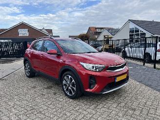 Schadeauto Kia Stonic 1.0 T-GDi ExecutiveLine AUTOMAAT !! 2020/8