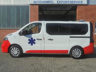 Opel Vivaro 3x Ambulance, Airco, Cruise control, 2x schuifdeur picture 9