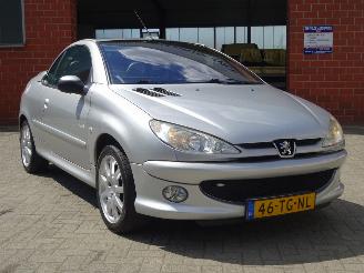 Peugeot 206 CC Cabrio 1.6-16V Quiksilver, Climate & Cruise control picture 3