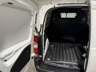 Peugeot Partner 1.2PureTech 81kW  Premium picture 25