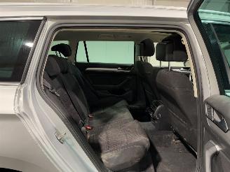 Volkswagen Passat Variant 1.4TSI 92kW Connected Series picture 26