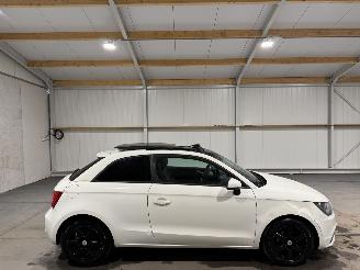 Vrakbiler auto Audi A1 1.2TFSI 63kW Panoramadak S Edition 2012/2
