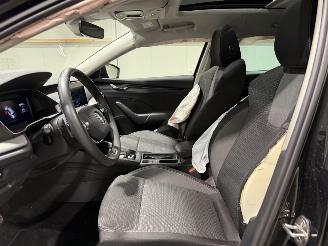 Skoda Octavia 1.0e-TFSI 81kW Automaat Pano Business Edition picture 43