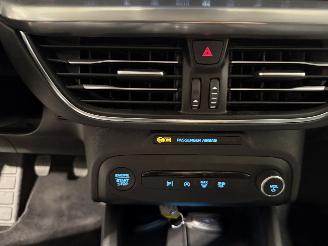 Ford Focus 1.0Ecoboost 92kW Hybrid Titanium picture 31