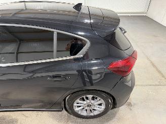 Ford Focus 1.0Ecoboost 92kW Hybrid Titanium picture 17