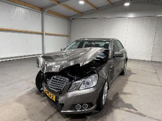 Mercedes E-klasse E200CGI 135kW Automaat Business Class Elegance picture 10