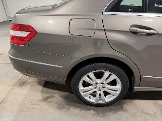 Mercedes E-klasse E200CGI 135kW Automaat Business Class Elegance picture 38