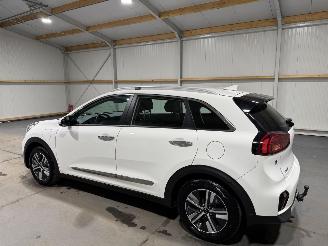 Kia Niro 1.6GDi PHEV 77kW DynamicLine Automaat picture 11