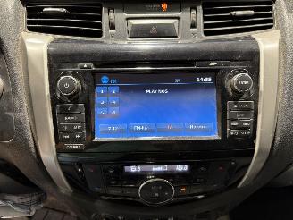 Nissan Navara 2.3dCi 120kW N-Connecta King Cab picture 44