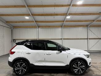Auto incidentate Volvo XC40 T5 1.5 132kW Automaat Pano Twin Engine R-Design 2020/2