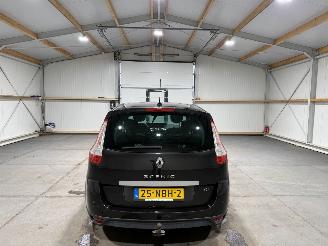 Renault Grand-scenic 1.9dCi 96kW Privilege picture 7