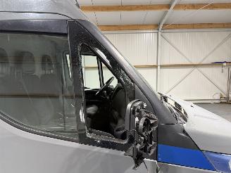 Iveco Daily 3.0CNG 100kW Airco H3 picture 31