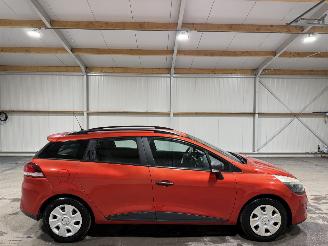 Vrakbiler auto Renault Clio 1.5dCi 66kW Eco Authentique 2013/8