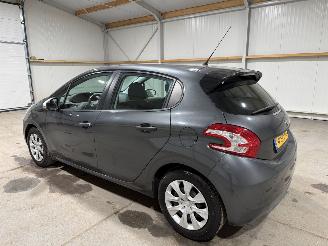 Peugeot 208 1.0VTI 50kW Access picture 11