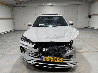 BYD Seal U 1.5DM-i 72kW Automaat Pano Boost picture 4