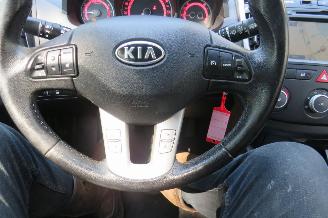 Kia Cee d 1.4 Cvvt 90pk Seven Airco Navigatie Clima Camera   2011 picture 15