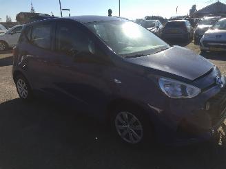 Hyundai I-10 1.0i i-Drive picture 2