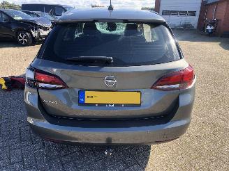 Opel Astra SPORTS TOURER 1.2 BUSINESS EDITION picture 4