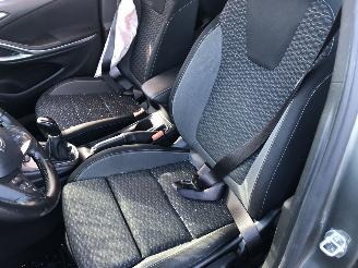 Opel Astra SPORTS TOURER 1.2 BUSINESS EDITION picture 13