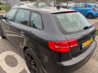 Audi A3 1.8 tfsi automaat picture 10