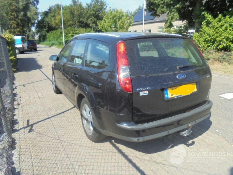 Ford  Focus Wagon 1.8-16V Amb. FlexiF.