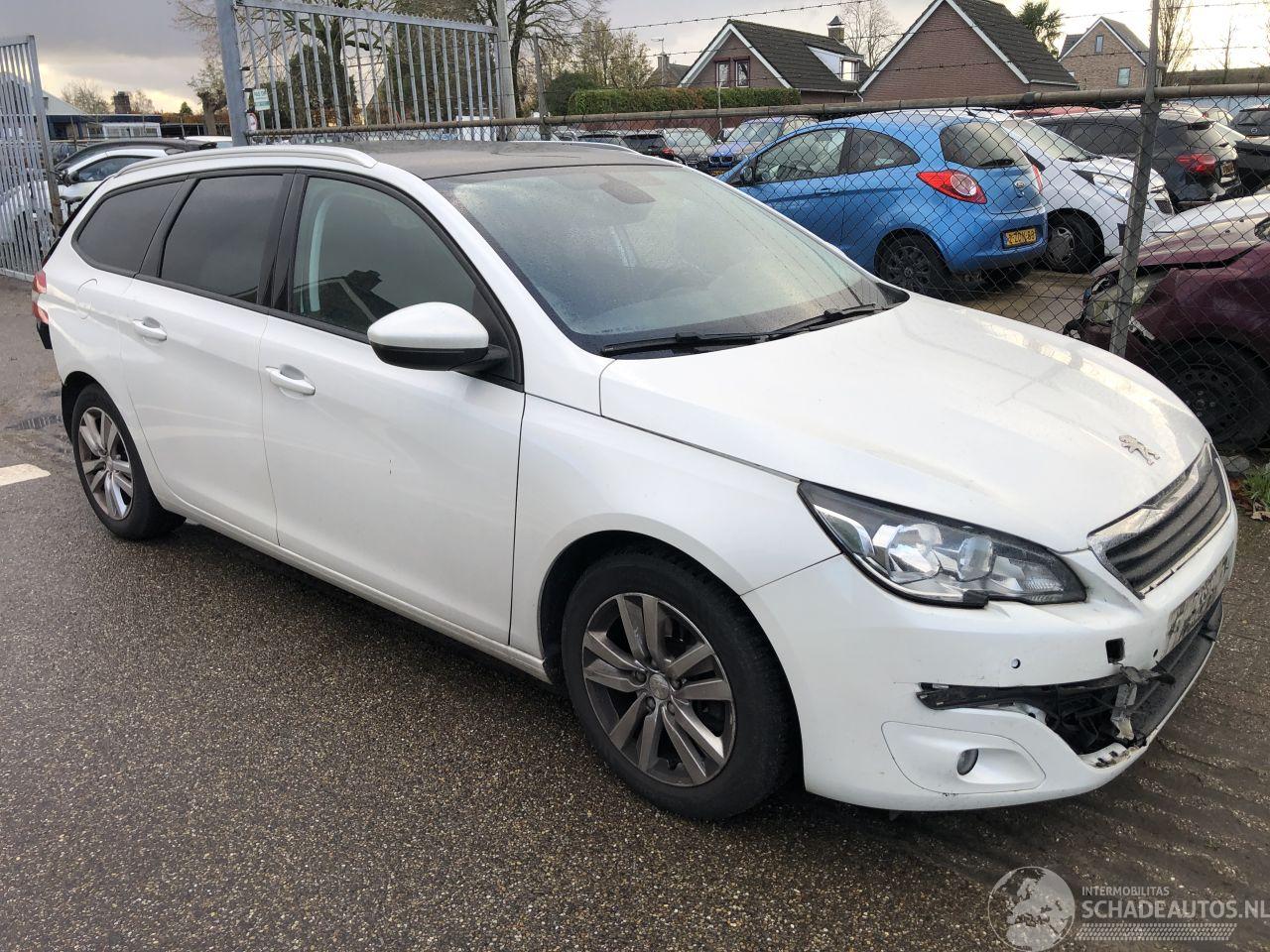 Peugeot 308 308 SW 1.2 PureTech Blue Lease Executive