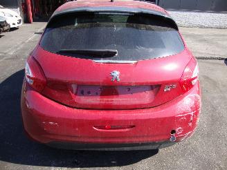 Peugeot 208  picture 5