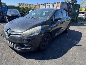 Auto da rottamare Renault Clio  2016/1