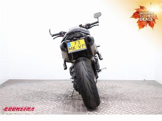 Triumph Speed Triple 1050 RS ABS Arrow Heizgriffe Cruise 21.402 km! picture 8