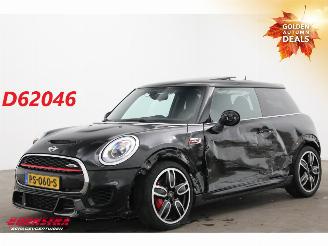 damaged passenger cars Mini Cooper 2.0 232 PK Pano HUD Navi Clima Cruise Camera SHZ 2016/2
