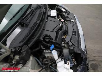 Peugeot 108 1.0 e-VTi Blue Lion Bluetooth Airco 16.397 km! picture 8