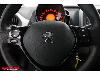 Peugeot 108 1.0 e-VTi Blue Lion Bluetooth Airco 16.397 km! picture 18