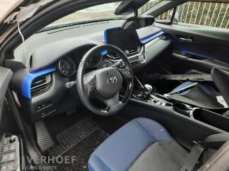 Toyota C-HR C-HR (X1,X5), SUV, 2016 1.2 16V Turbo picture 6