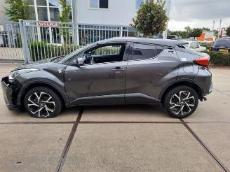 Toyota C-HR C-HR (X1,X5), SUV, 2016 1.2 16V Turbo picture 4