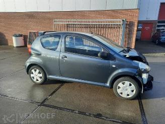Toyota Aygo Aygo (B10), Hatchback, 2005 / 2014 1.0 12V VVT-i picture 3