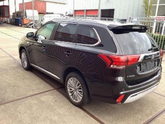 Mitsubishi Outlander Outlander (GF/GG), SUV, 2012 / 2022 2.4 16V PHEV 4x4 picture 5