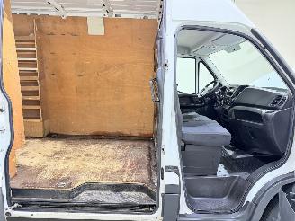 Iveco Daily 35S12V 352 L2H2 picture 34