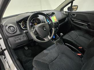 Renault Clio Estate 0.9 TCe Night&Day 66kw Bjr.2014 picture 7