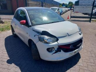 begagnad bil bromfiets Opel Adam Adam, Hatchback 3-drs, 2012 / 2019 1.4 16V 2013/4