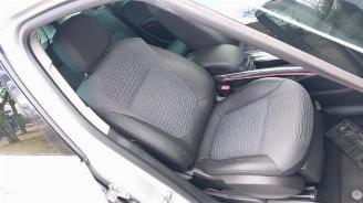 Opel Zafira Zafira Tourer (P12), MPV, 2011 / 2019 2.0 CDTI 16V 130 Ecotec picture 12