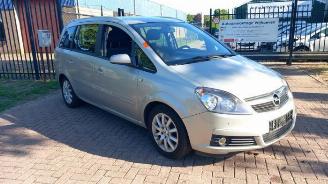 Uttjänta bilar auto Opel Zafira Zafira (M75), MPV, 2005 / 2015 2.2 16V Direct Ecotec 2007/8